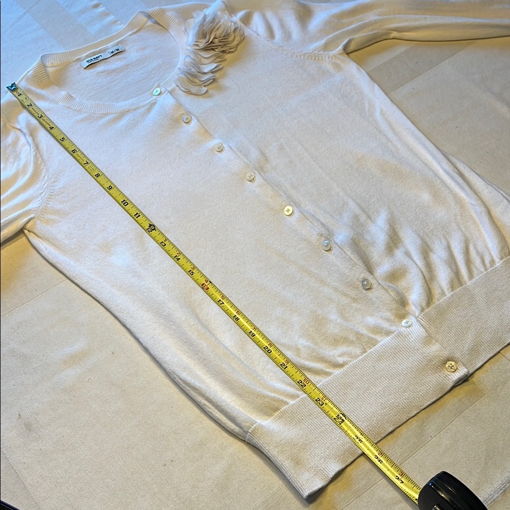 Old Navy Vintage Women’s Long Sleeve Button Down Sweater - Picture 6 of 7